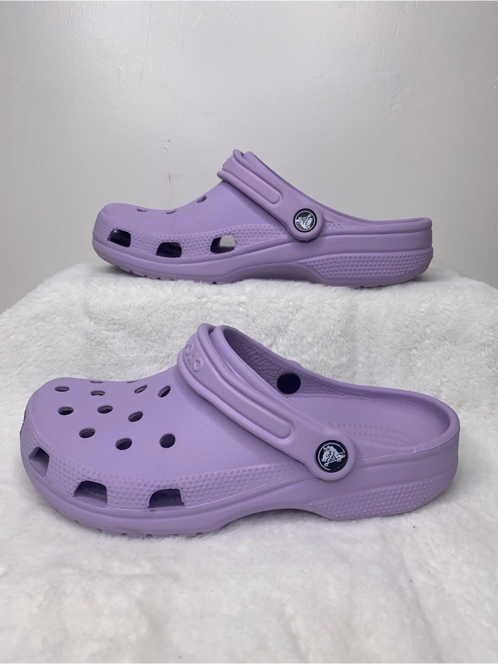CROCS Women's Classic Clog in Light Purple
